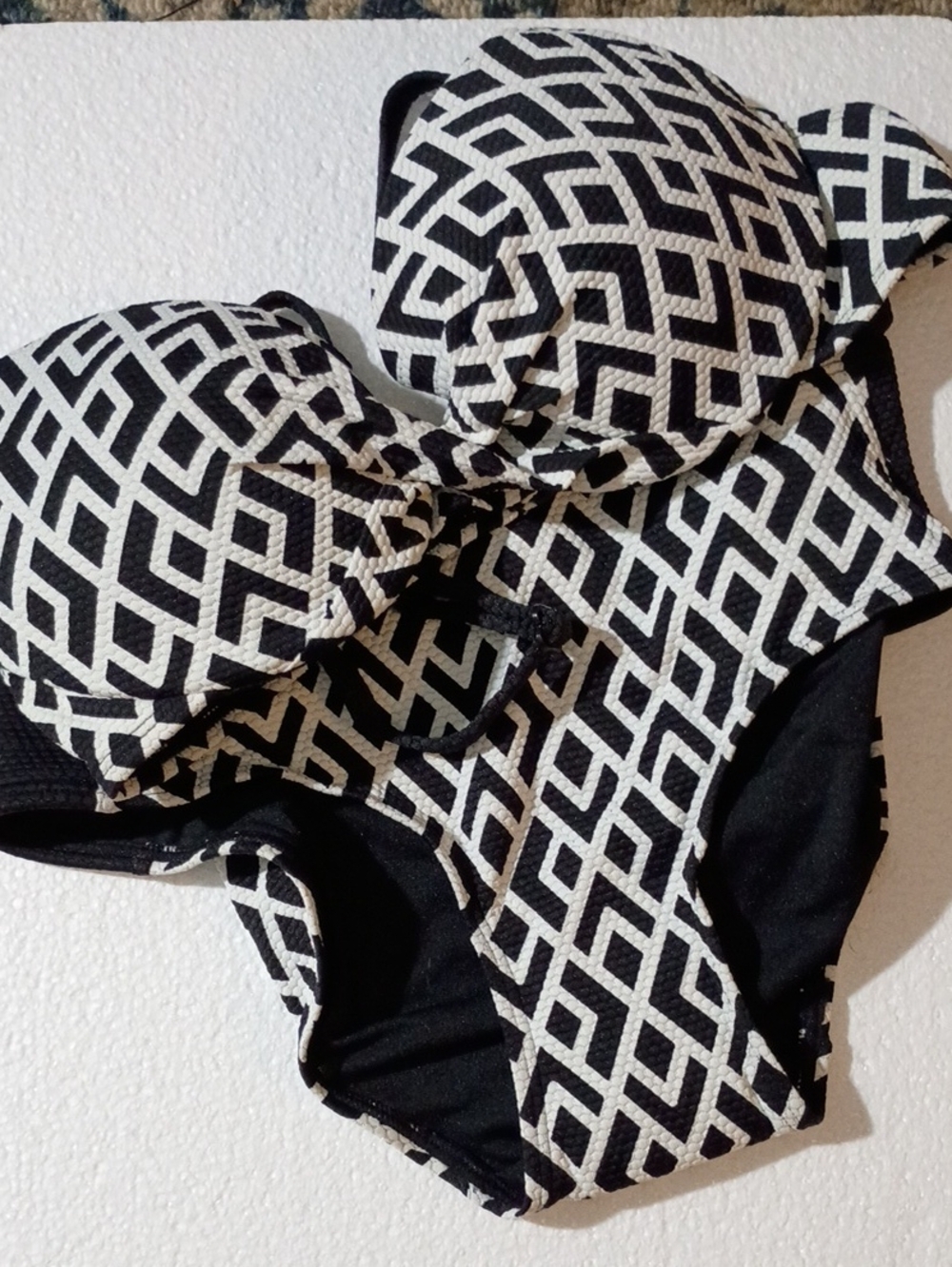 Black & White Geometric Bikini Set - Women's Swim